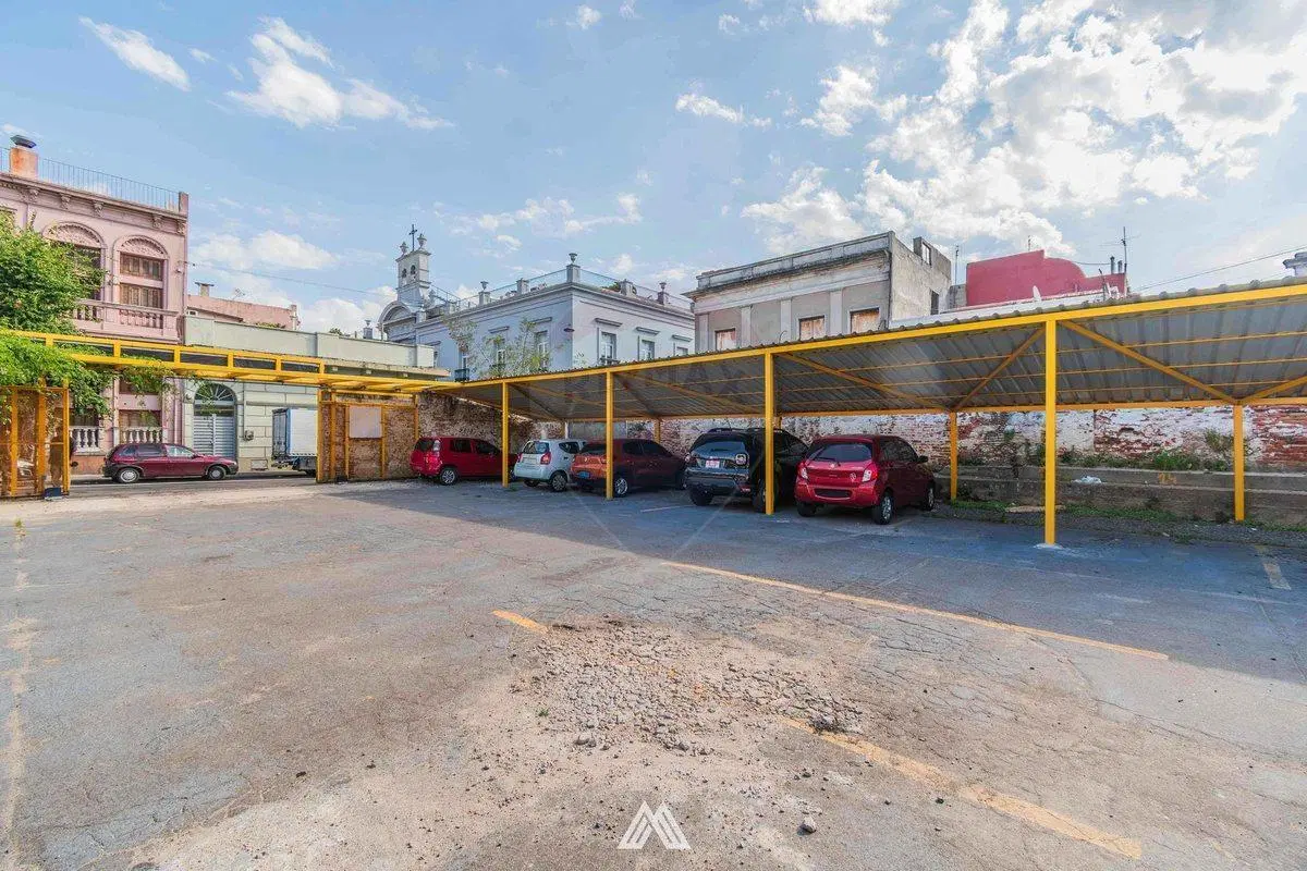 Venta terreno esquina con renta 575m2 - C.Vieja . 4