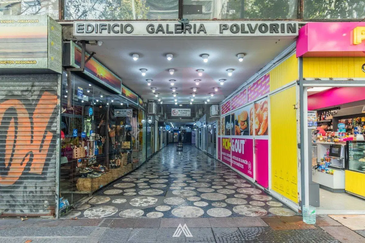 Alquiler local galeria el polvorín Centro 4
