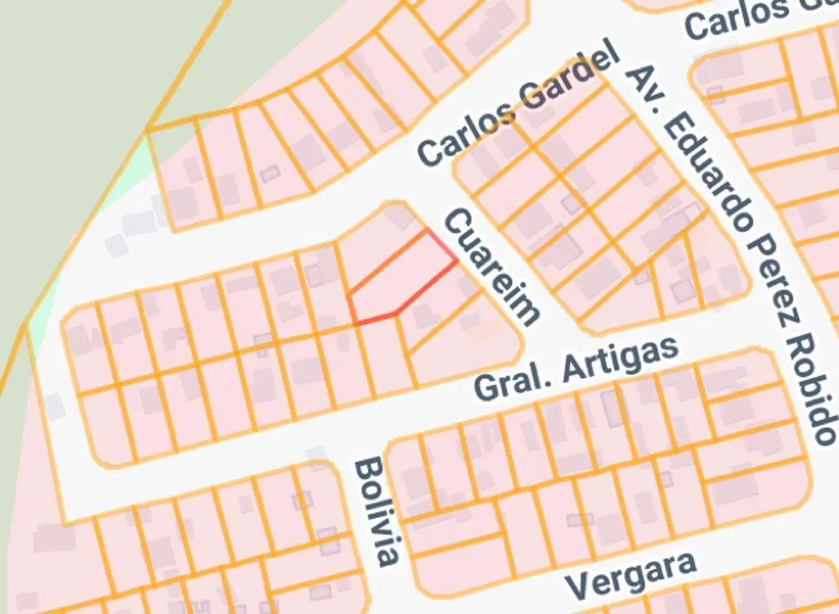 Venta de terreno con mejoras Pinar 3