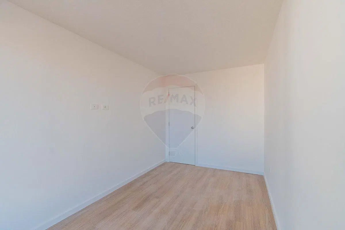 ALQUILER 2 DORMITORIOS C/GJE CENTRO PISO 8 5