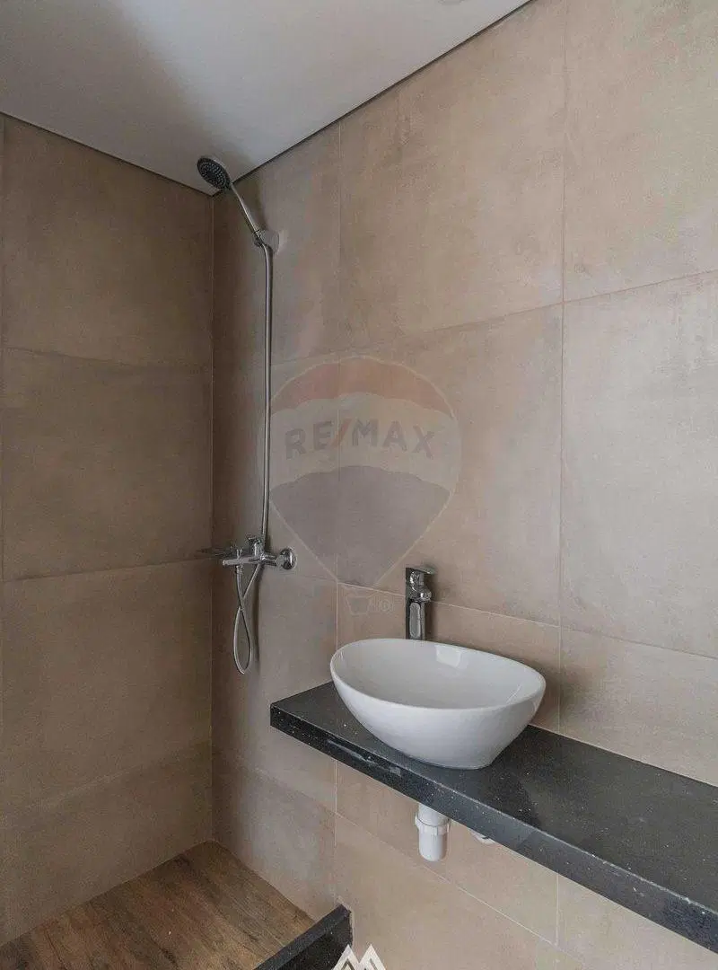 ALQUILER 2 DORMITORIOS C/GJE CENTRO PISO 8 2
