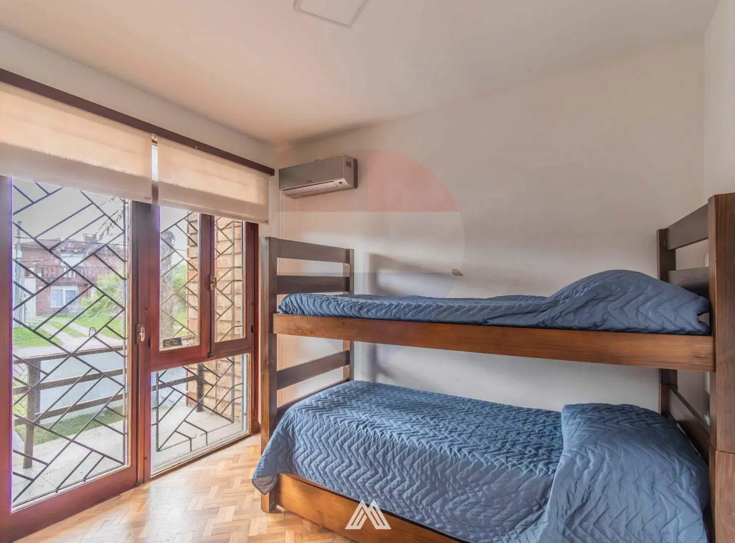 VENTA-Casa 3 dorm-parrillero-cochera-ATLANTIDA SUR 5