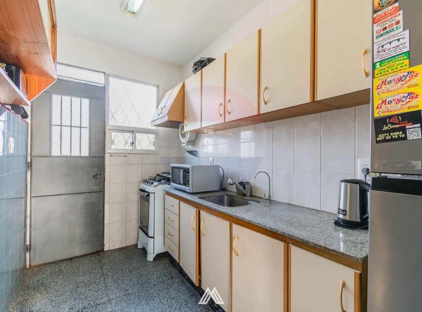 VENTA-Casa 3 dorm-parrillero-cochera-ATLANTIDA SUR 4