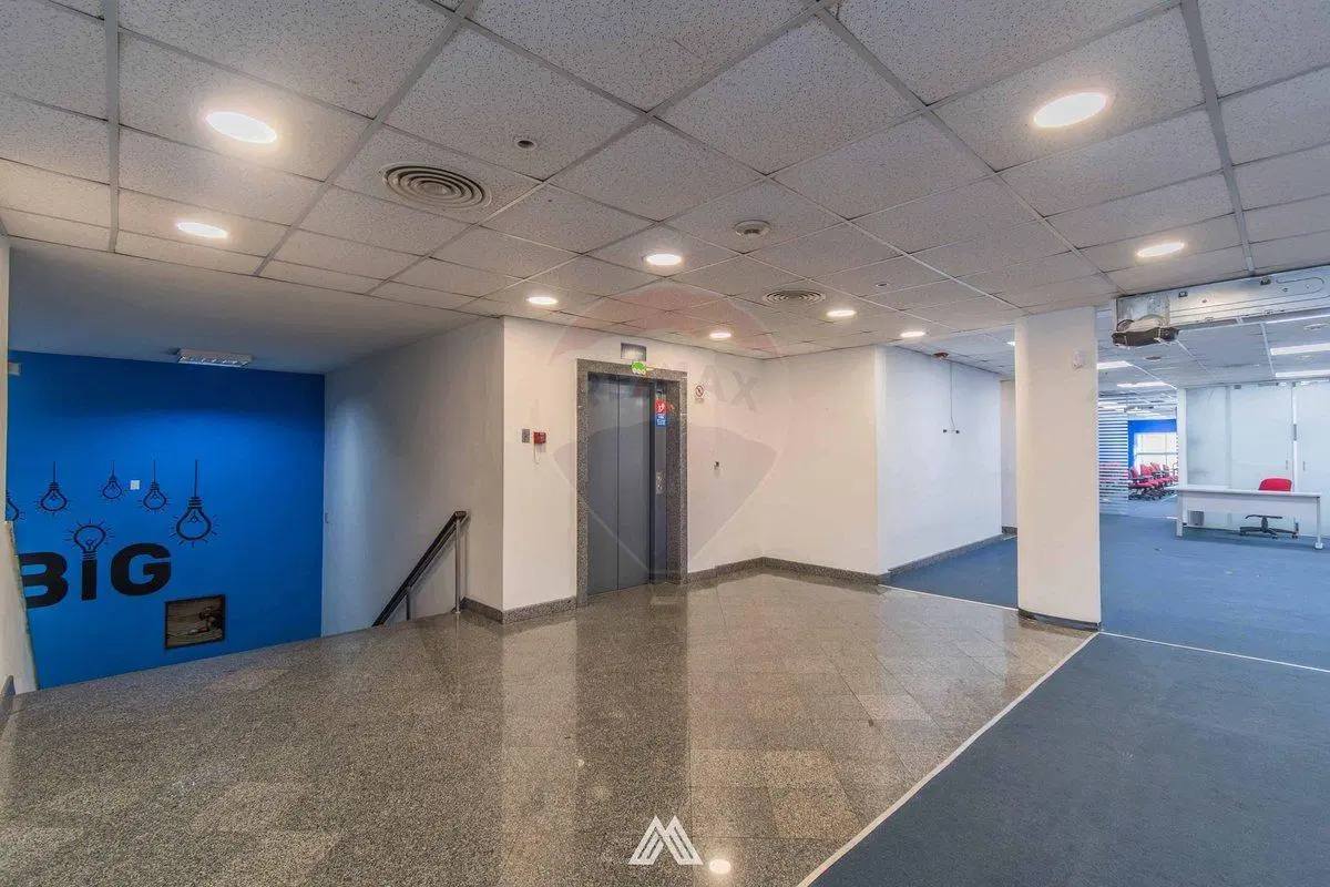 ALQUILER OFICINAS EN CENTRO 3