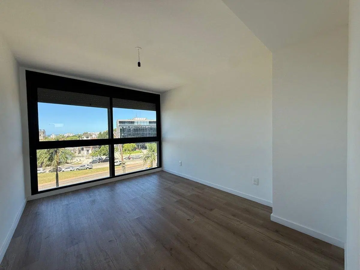 VENTA APARTAMENTO DOS DORMITORIOS BALCON MALVIN 4