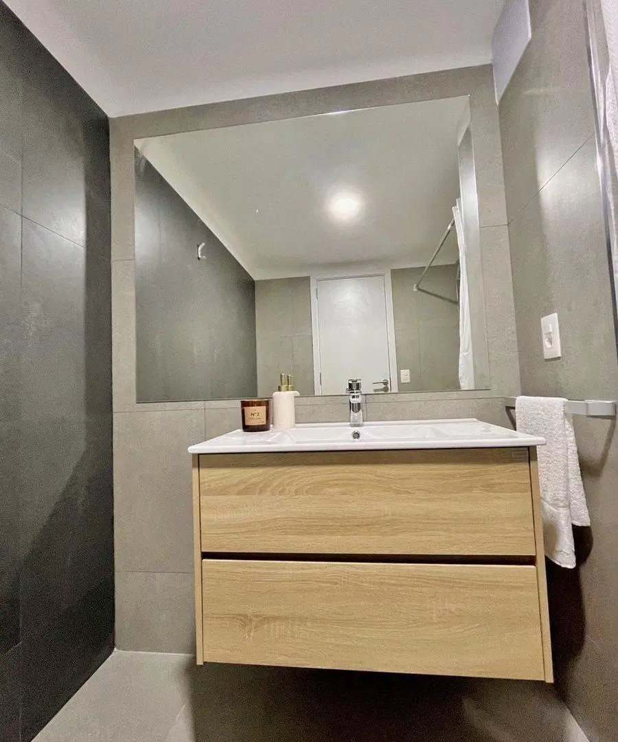 VENTA APARTAMENTO UN DORMITORIO AMOBLADO EN BUCEO 2