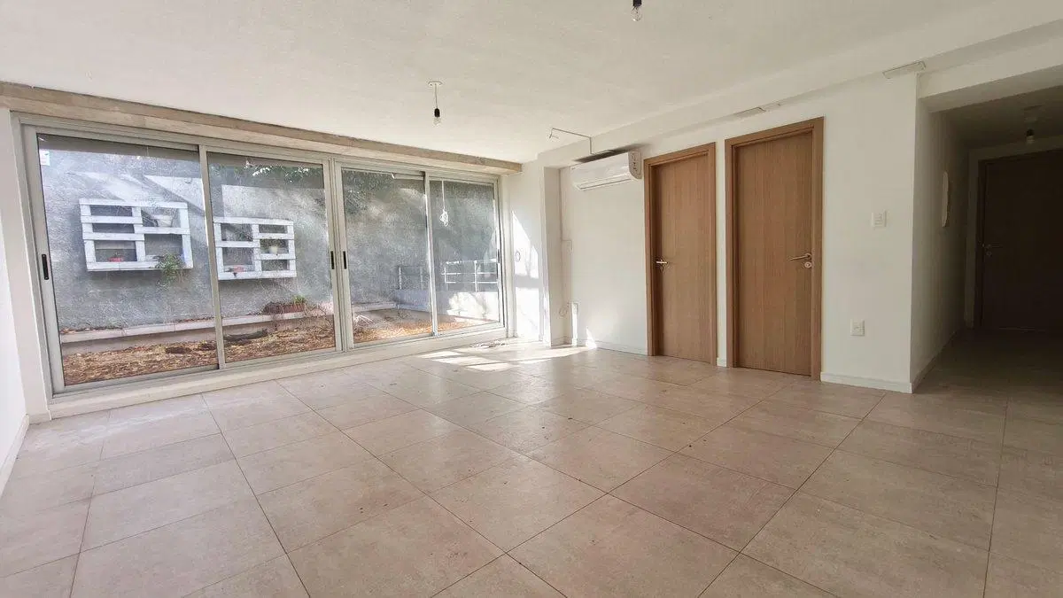 Venta monoambiente con terraza Parque Batlle 1