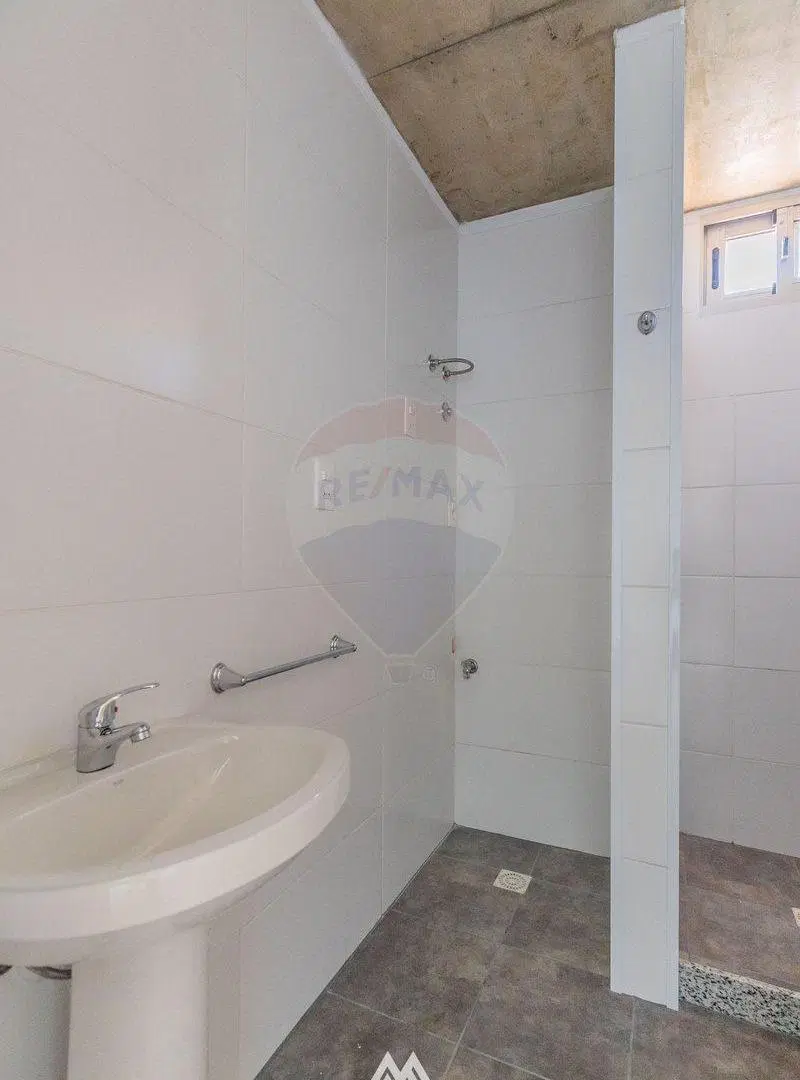 Venta apartamento dos dormitorios con renta La Paz 5