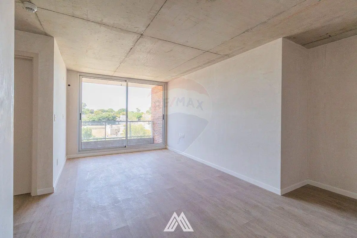 Venta apartamento dos dormitorios con renta La Paz 1