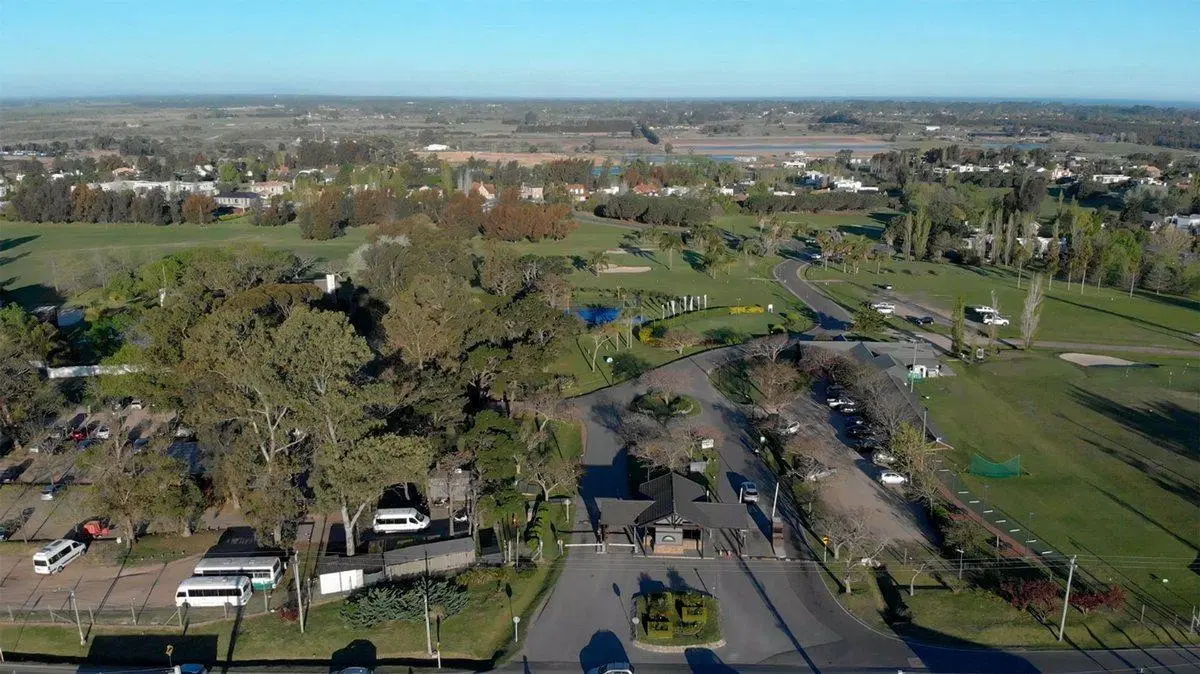 VENTA LOTE EN LOMAS DE LA TAHONA GRAN METRAJE 2