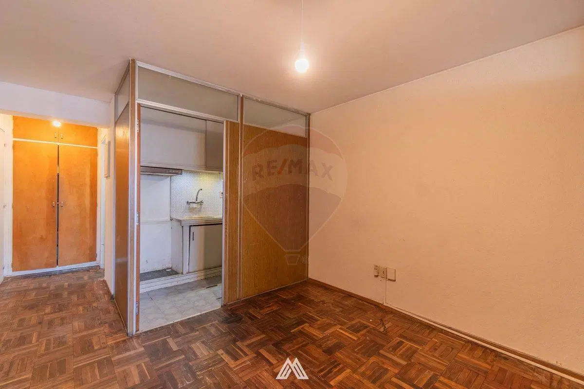 Venta oficina/escritorio 2 ambientes Cordón 3