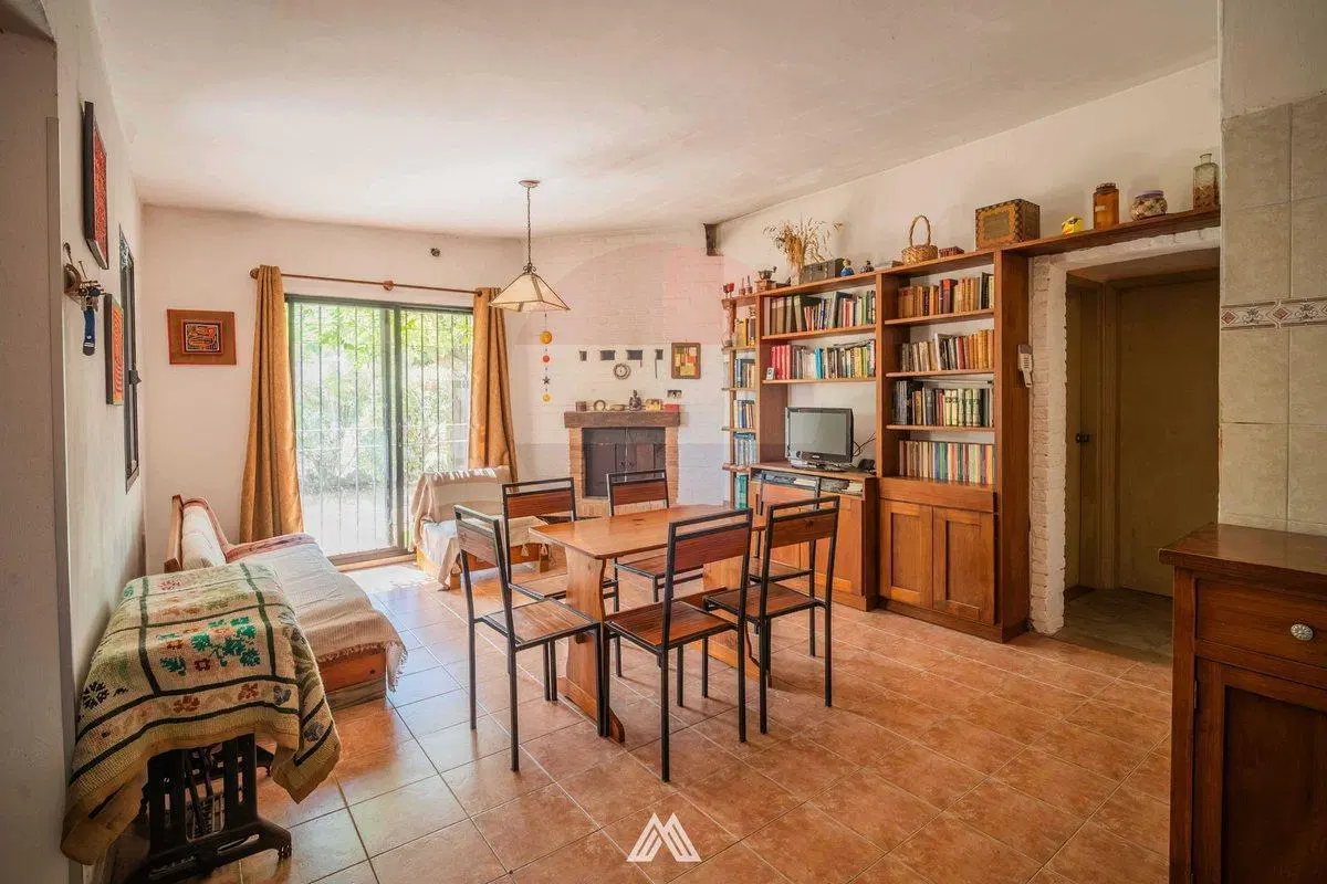 VENTA CASA 3 DORMITORIOS Y APTO PANDO 3