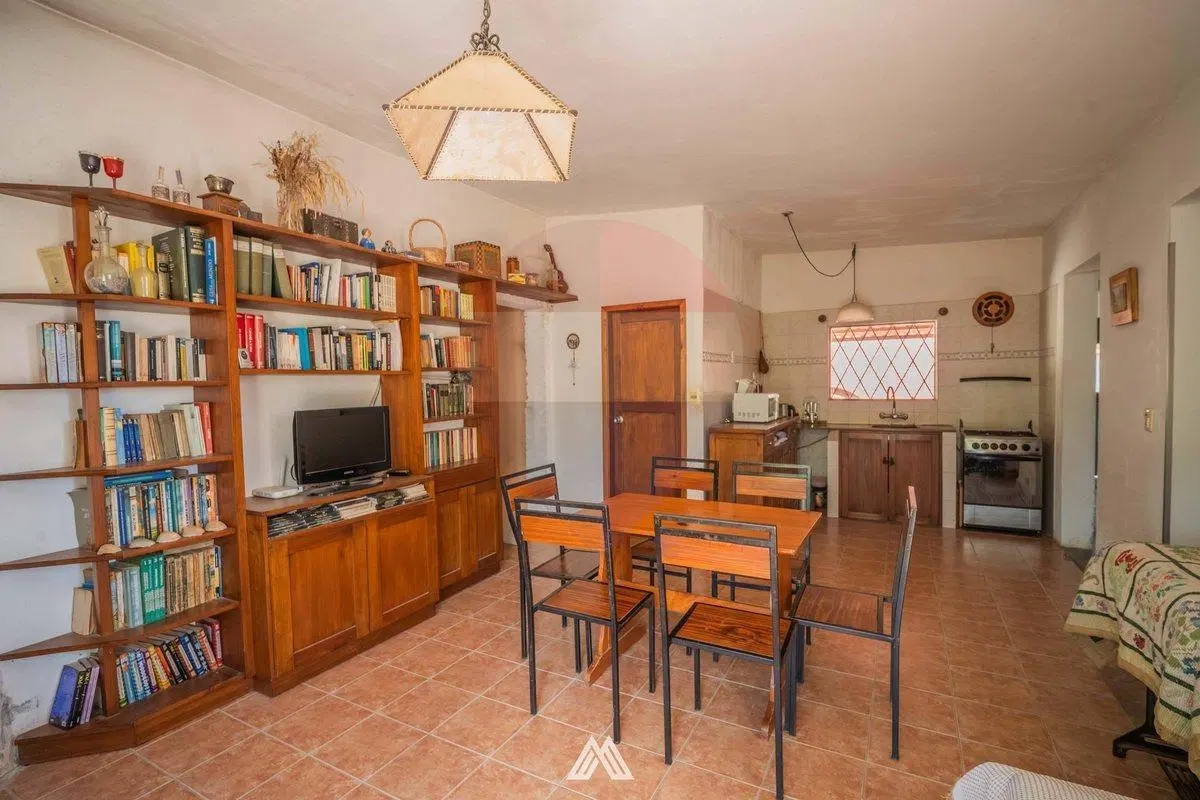 VENTA CASA 3 DORMITORIOS Y APTO PANDO 2