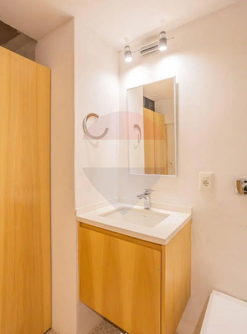 VENTA CASA 3 DORMITORIOS, 3 BAÑOS EN CORDON 4
