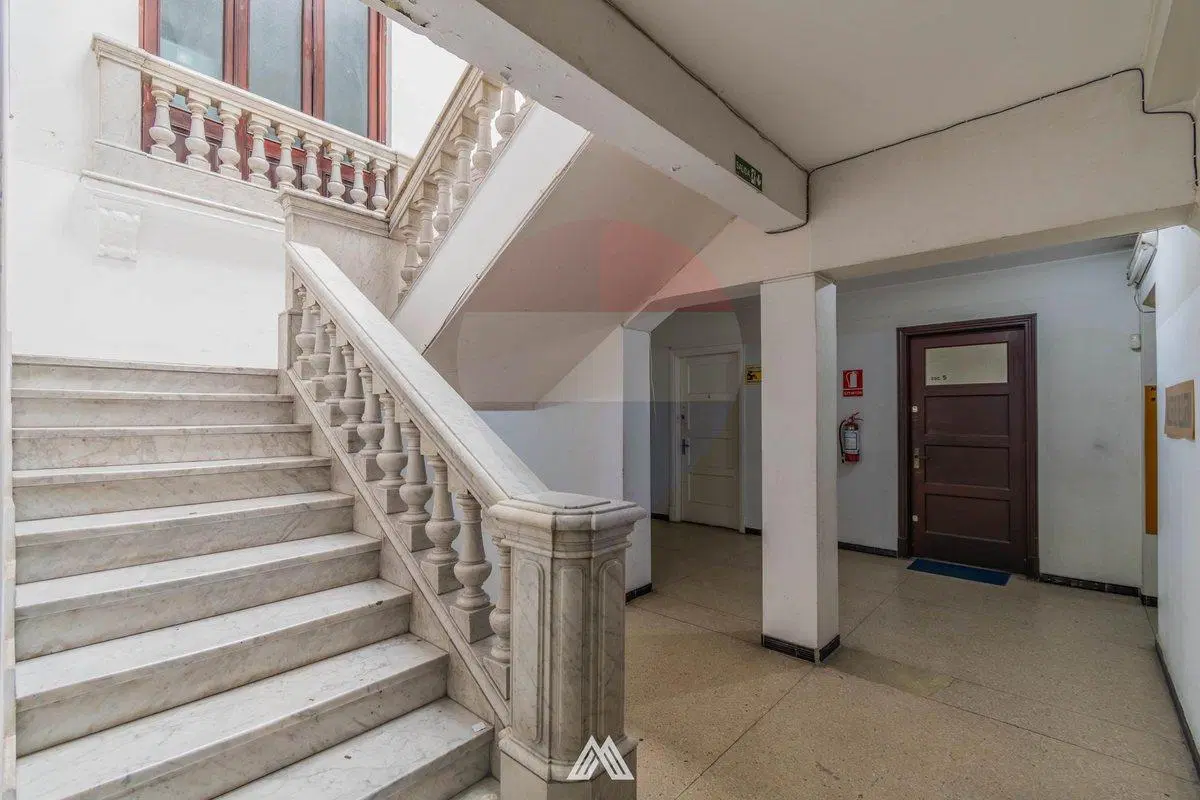 VENTA-oficina/estudio-CIUDAD VIEJA 2