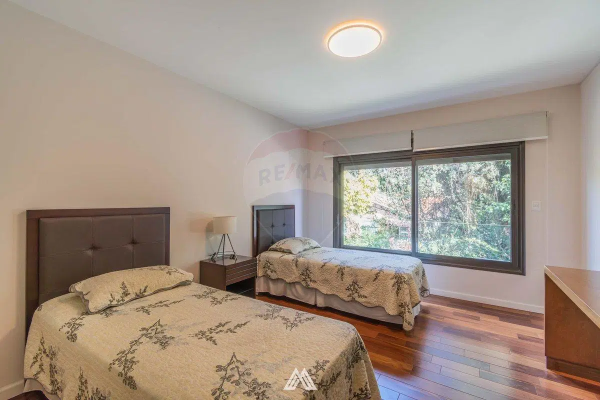 VENTA APTO, Carrasco, 3 Suites, Jardin, Piscina 3