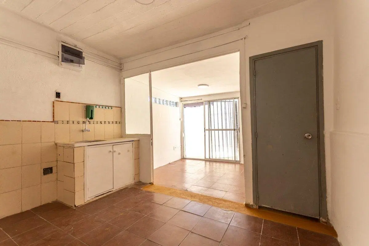 Alquiler Casa en ph de  1 Dorm. PRADO 5