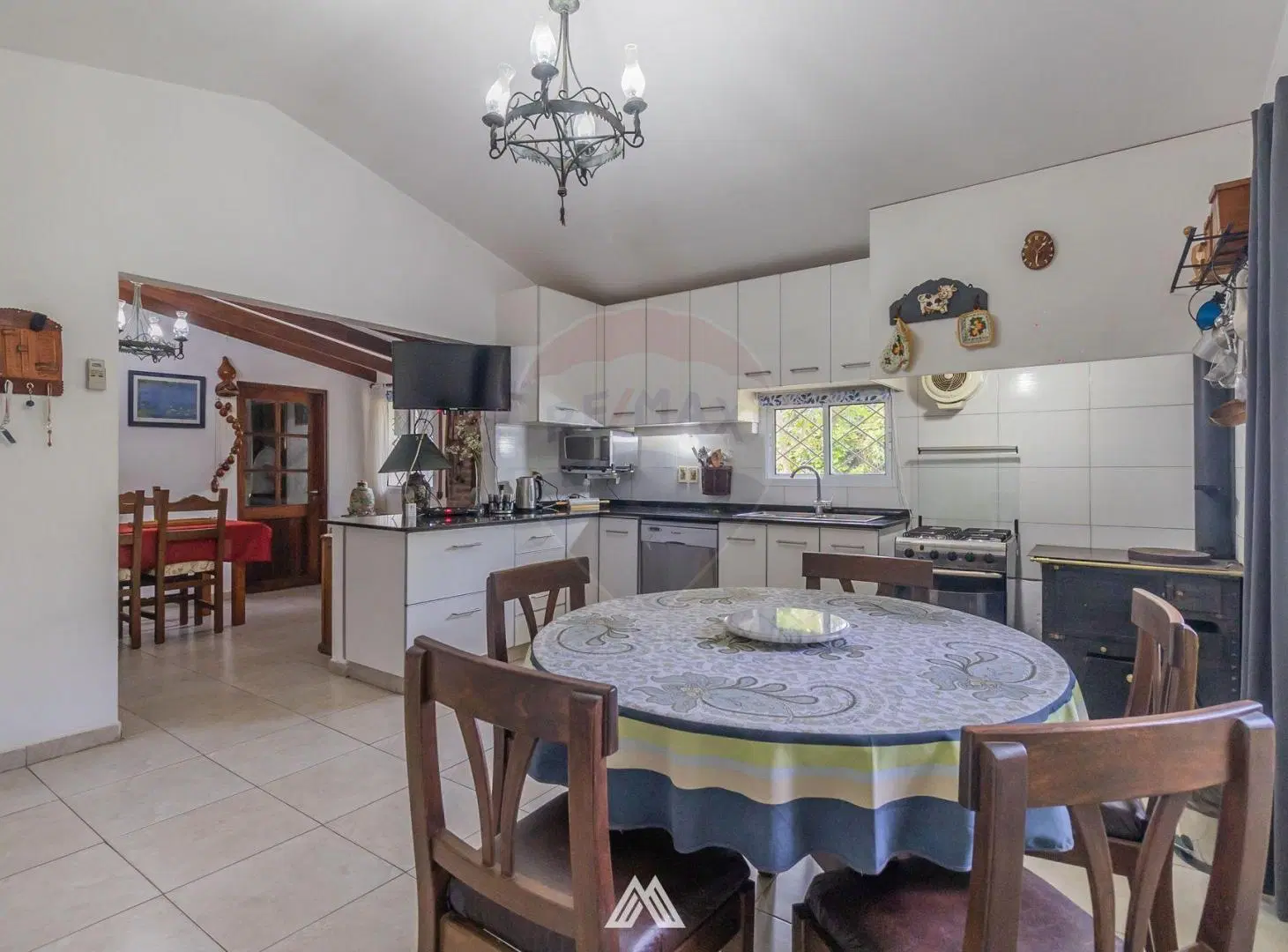 Venta Casa de 3 dormitorios y piscina en Atlantida 5