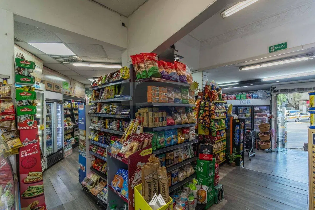 VENTA LOCAL COMERCIAL EN POCITOS CON RENTA 5