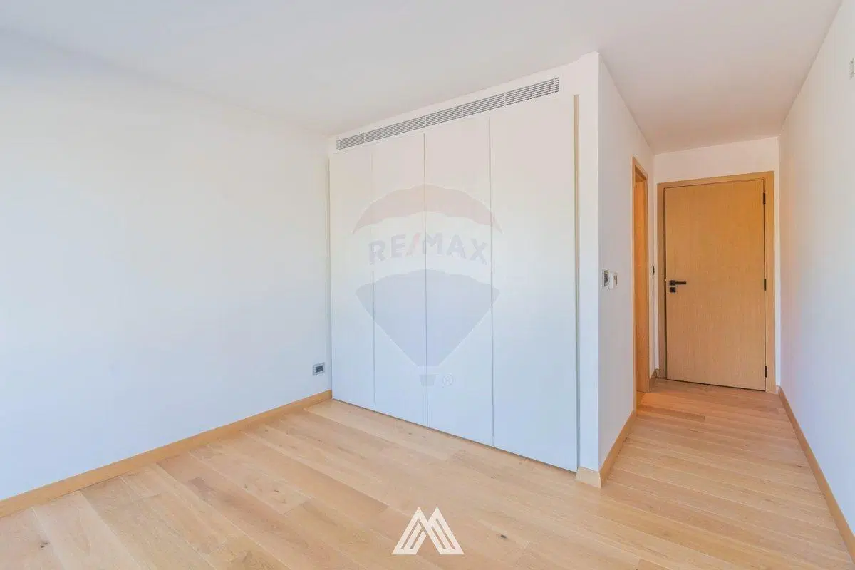VENTA APTO GOLF 3 DORM EN SUITE 2 GJE 8