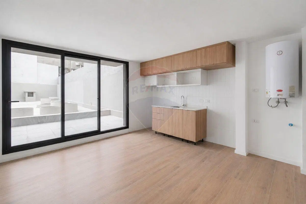 VENTA APTO 1 DORM CON PATIO ESTRENA JUN 26 CORDON 3