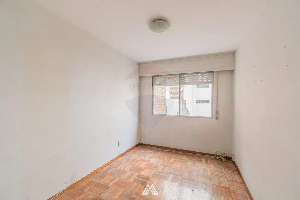 VENTA APARTAMENTO POCITOS 2 DORMITORIOS Y GARAJE 4