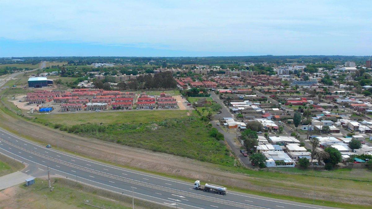 Venta terreno de 1.073m² sobre el By Pass de Pando