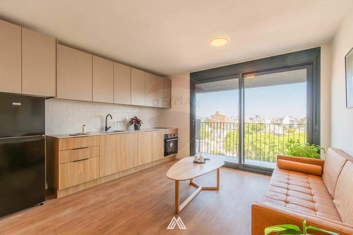 VENTA POCITOS  MONOAMBIENTE BALCON ESTRENA YA 5