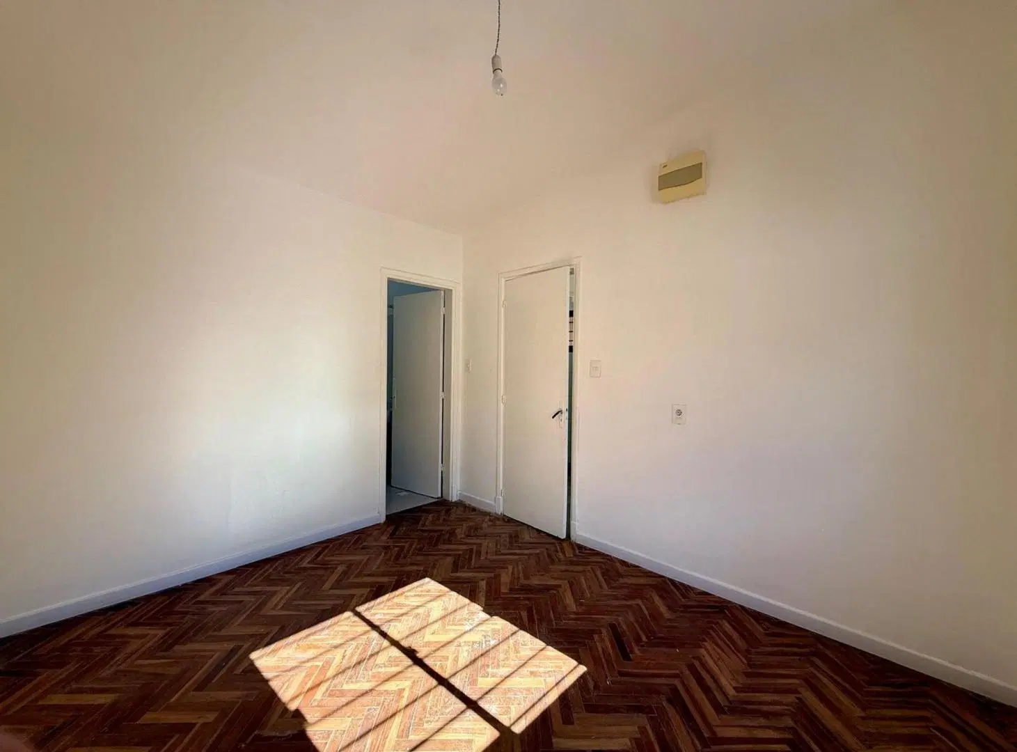 ALQUILER CASA 1 DORMITORIO COCHERA CARRASCO NORTE 4