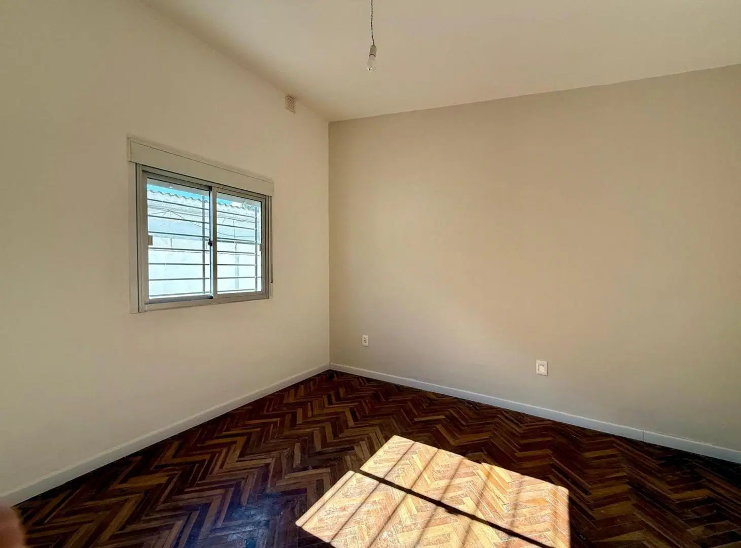 VENTA CASA 1 DORMITORIO COCHERA CARRASCO NORTE 2