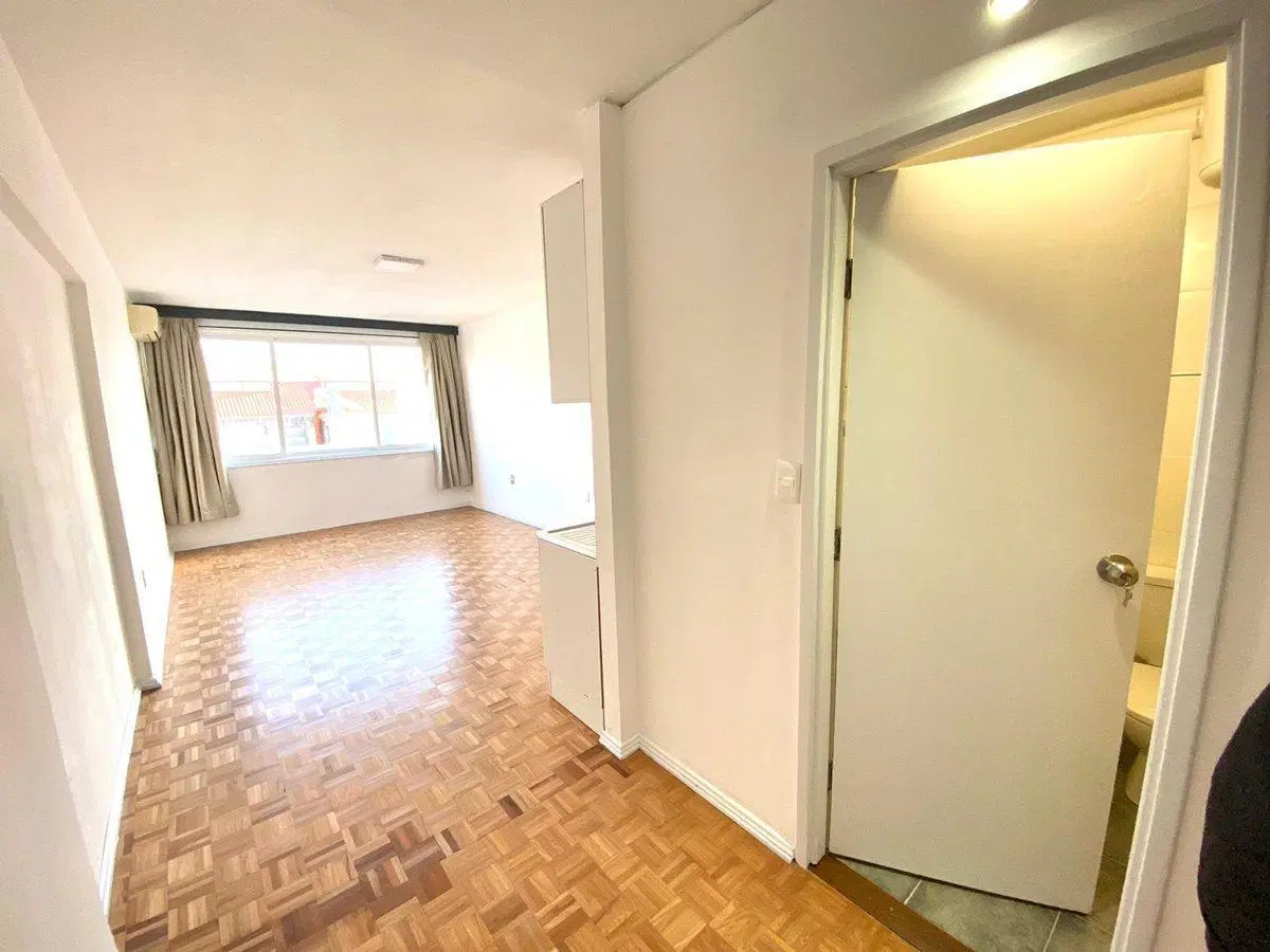Apartamento monoambiente en alquiler Ciudad Vieja 2