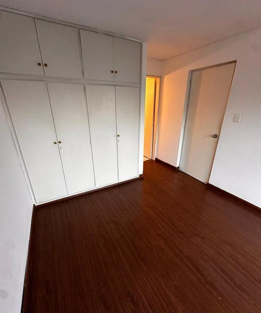 Venta Apartamento 2 Dormitorios con balcón centro 2