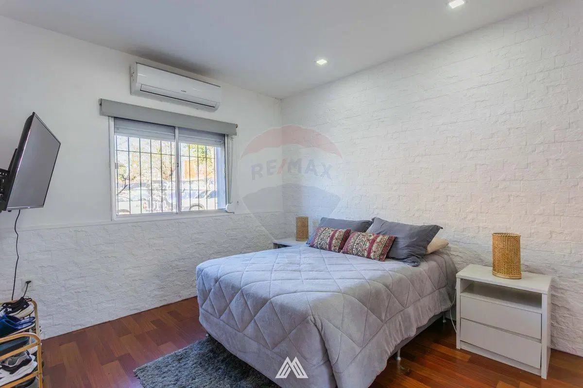 VENTA CASA 4 DORMITORIOS LAS PIEDRAS CENTRO 5