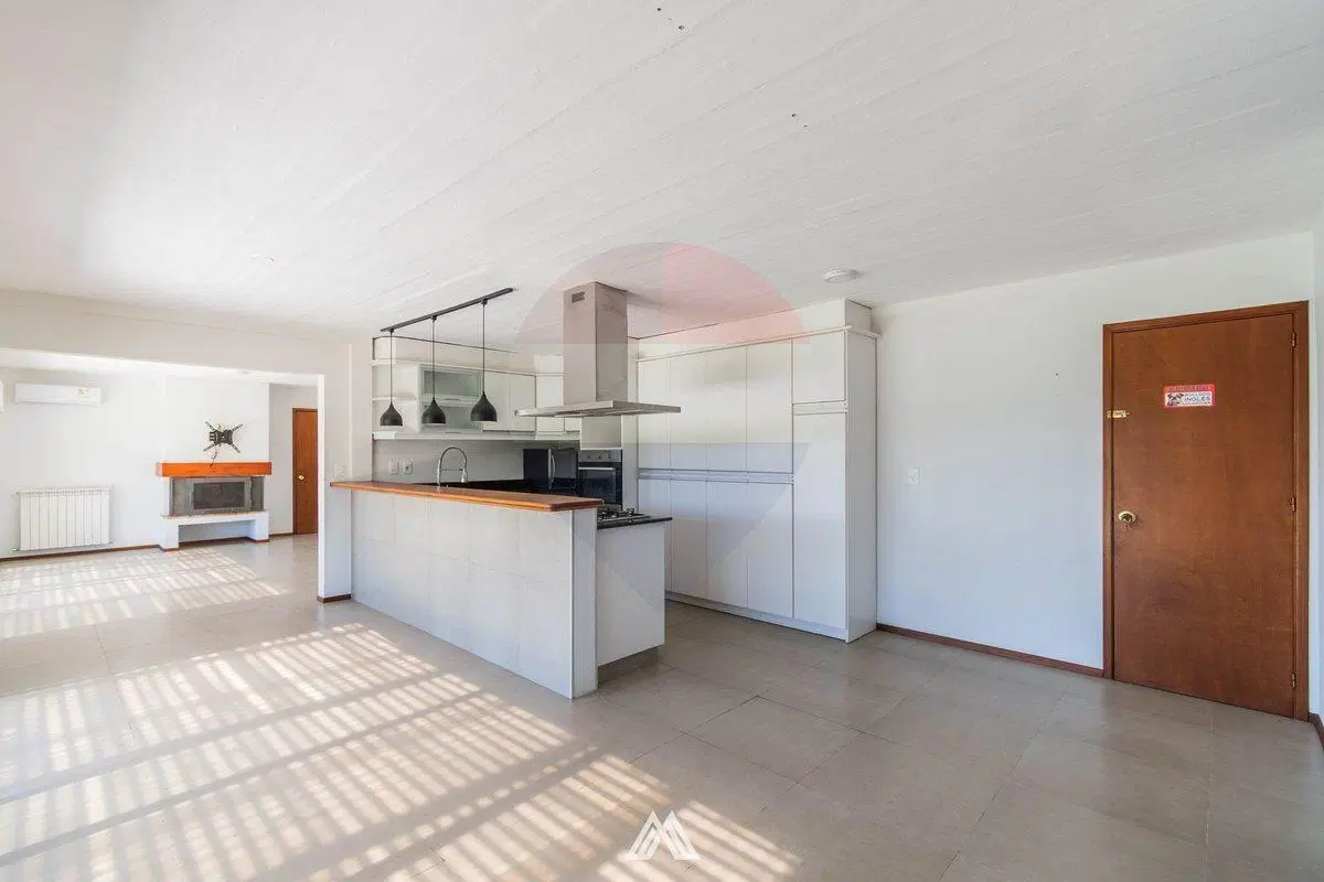 Venta casa 3 dorm Viñedos de la Tahona con piscina 1