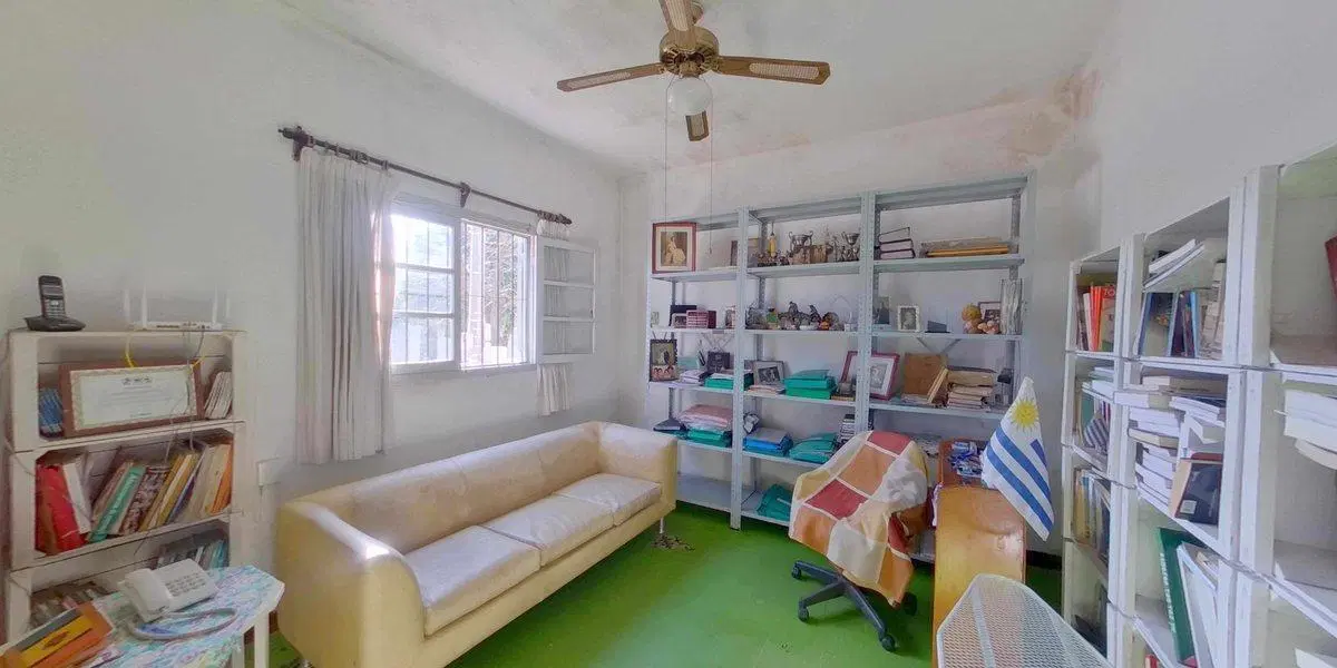Venta Casa 2 dormitorios Ituzaingo con Renta. 3