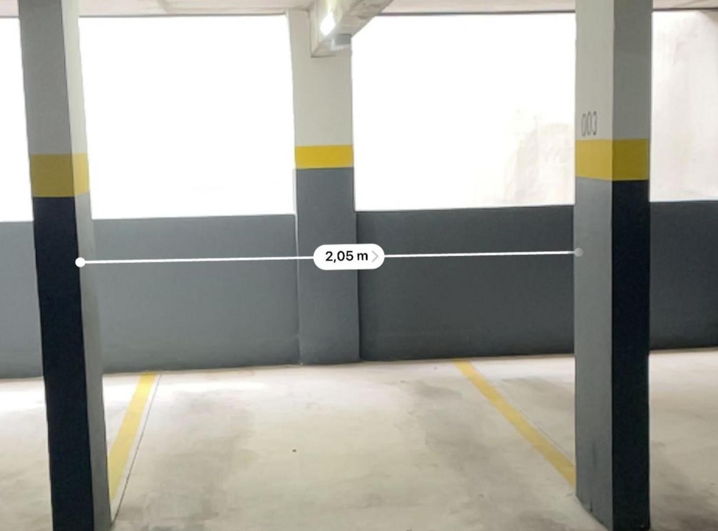 VENTA COCHERA EN EDIFICIO YASS POCITOS