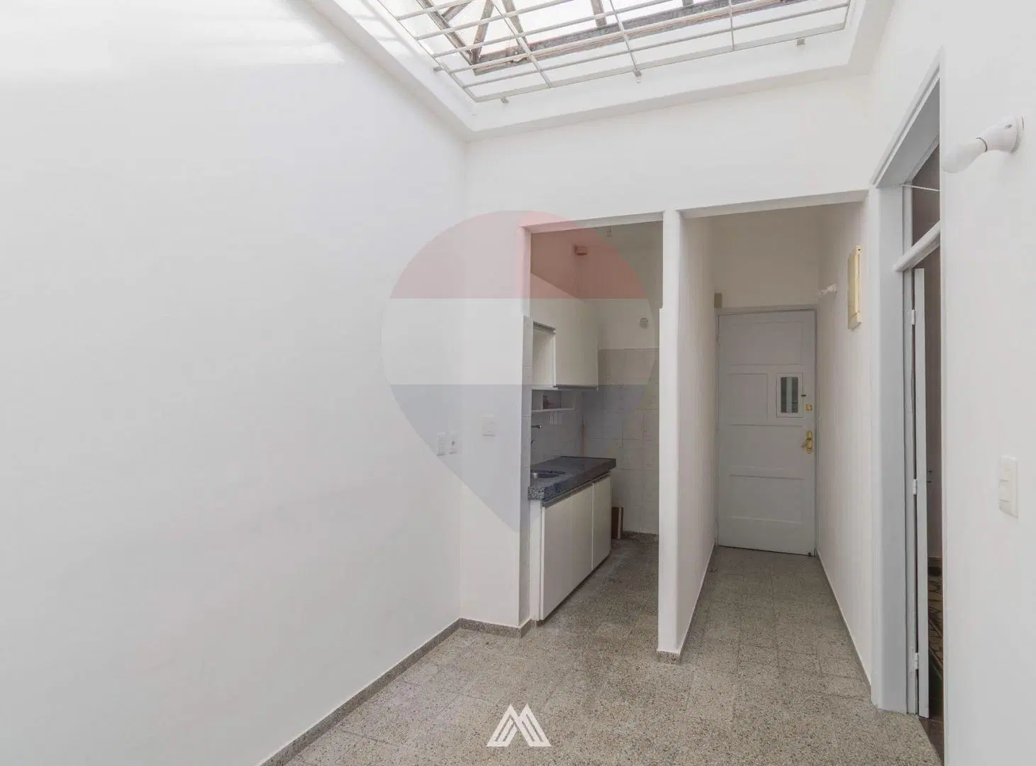 VENTA APARTAMENTO DOS DORMITORIOS EN LA COMERCIAL 1