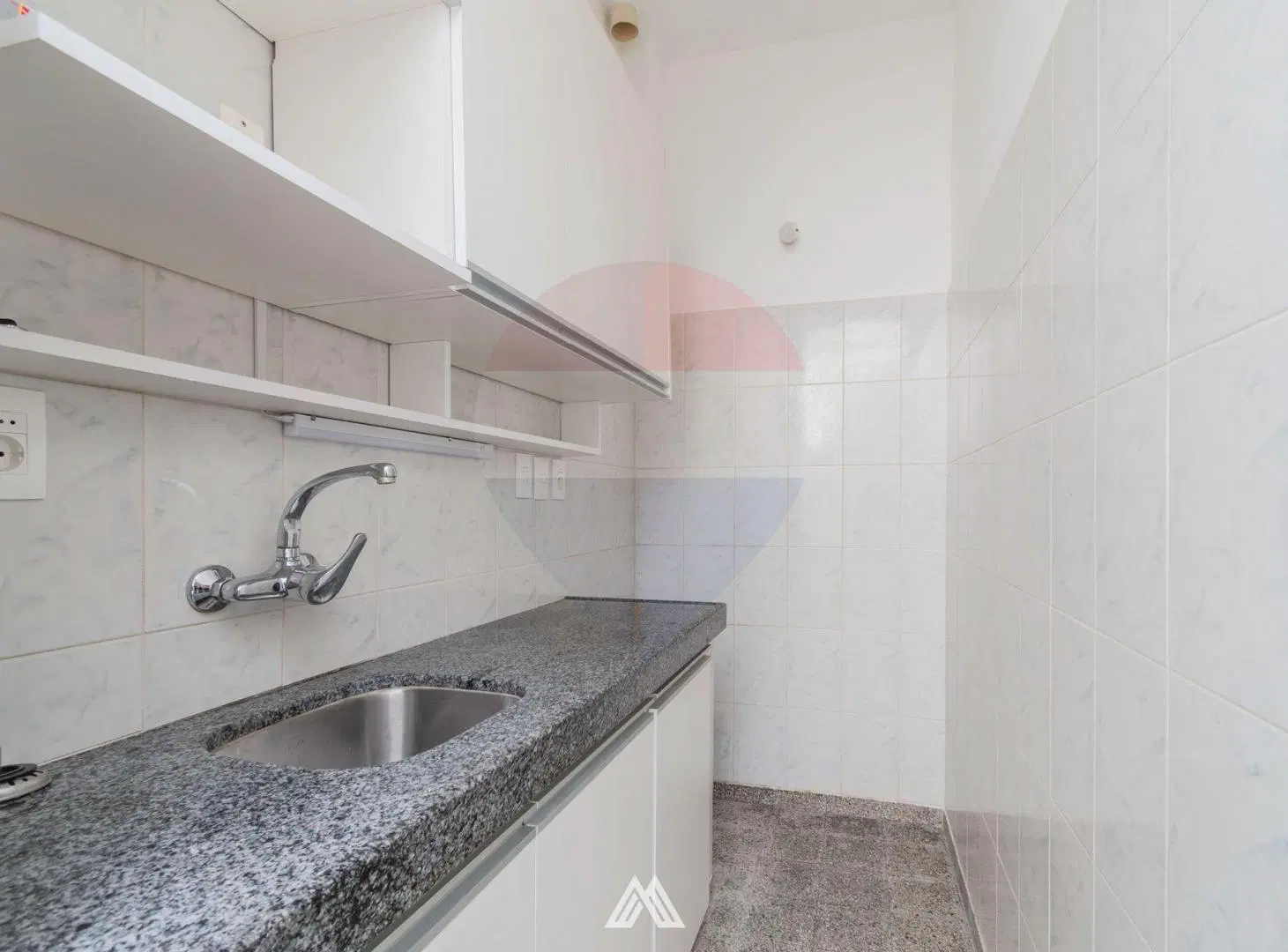 VENTA APARTAMENTO DOS DORMITORIOS EN LA COMERCIAL 2