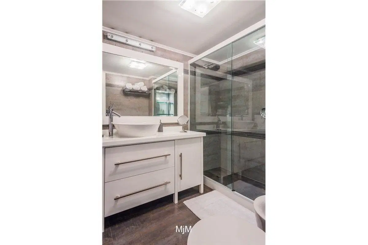 ALQUILER APARTAMENTO POCITOS 4 DORMITORIOS 4