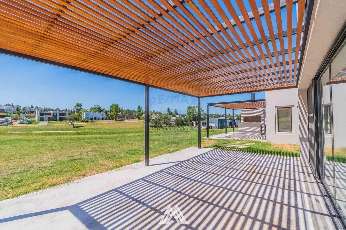 Venta Casa Altos de la Tahona 3 dor+serv piscina 5
