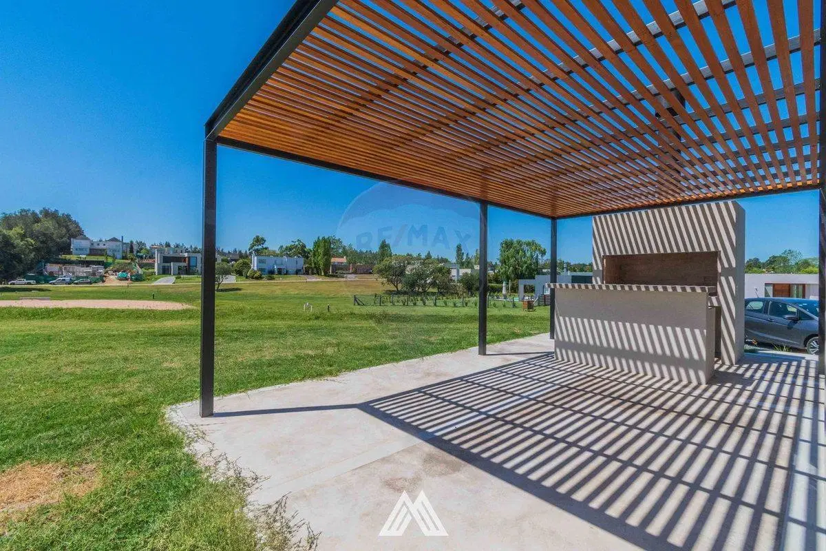 Venta Casa Altos de la Tahona 3 dor+serv piscina 1