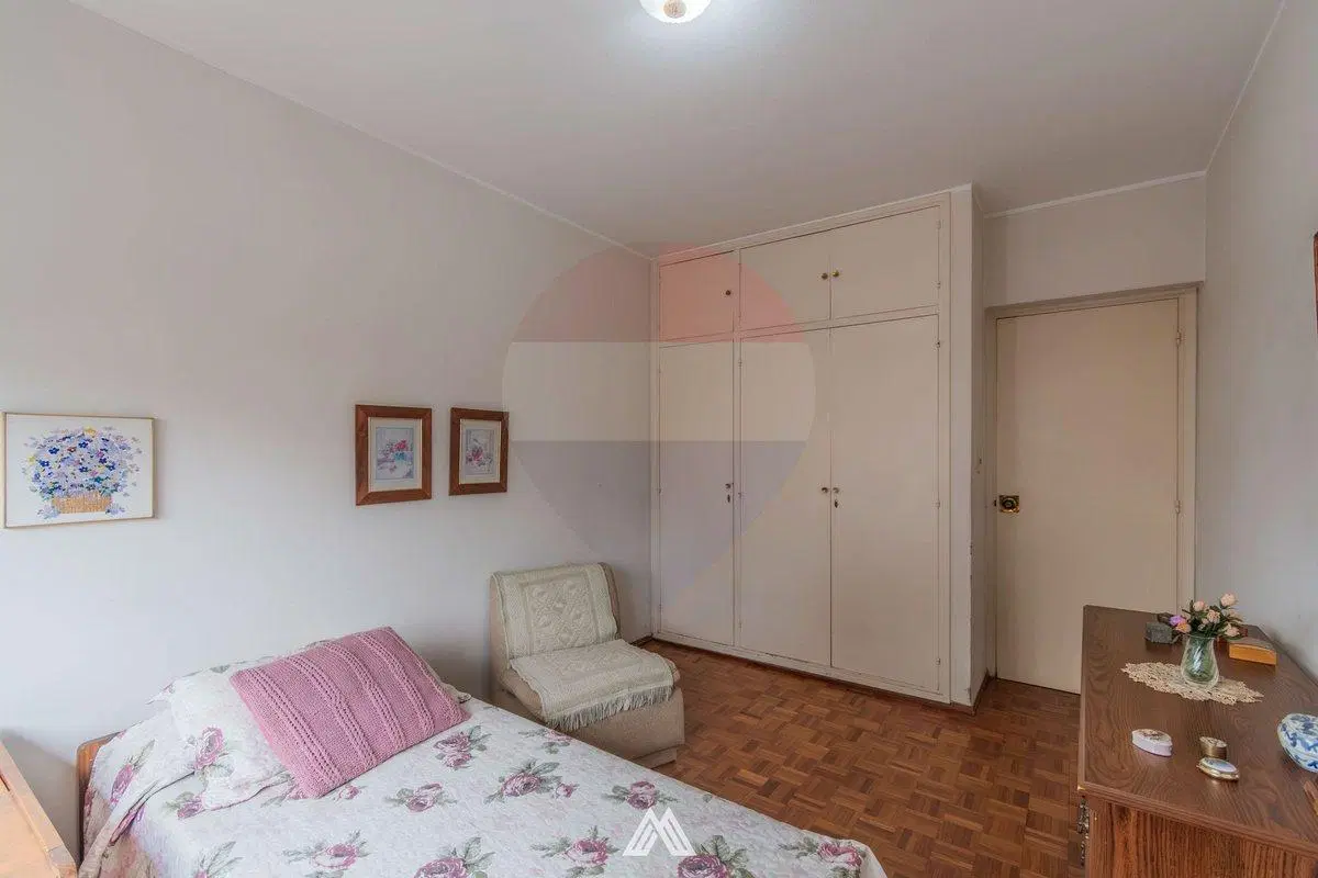 VENTA APTO 3 DORM+SERVICIO, GARAJE PISCINA POCITOS 5