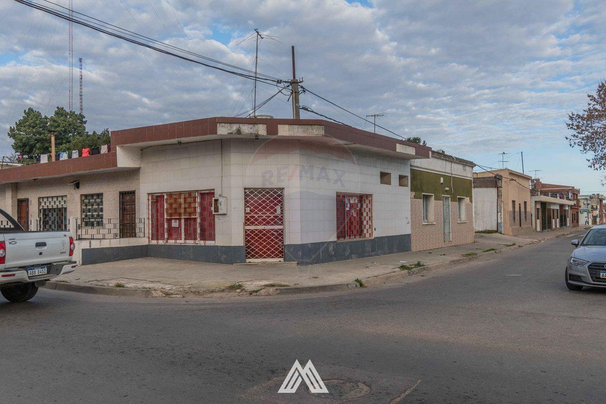 Se alquila local comercial en Pando