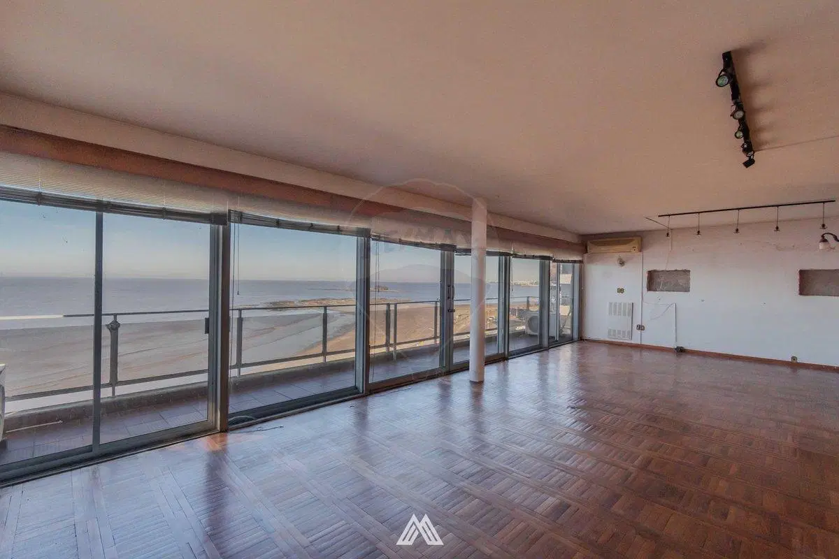 Venta Pent-house Rambla Malvin Garage 4