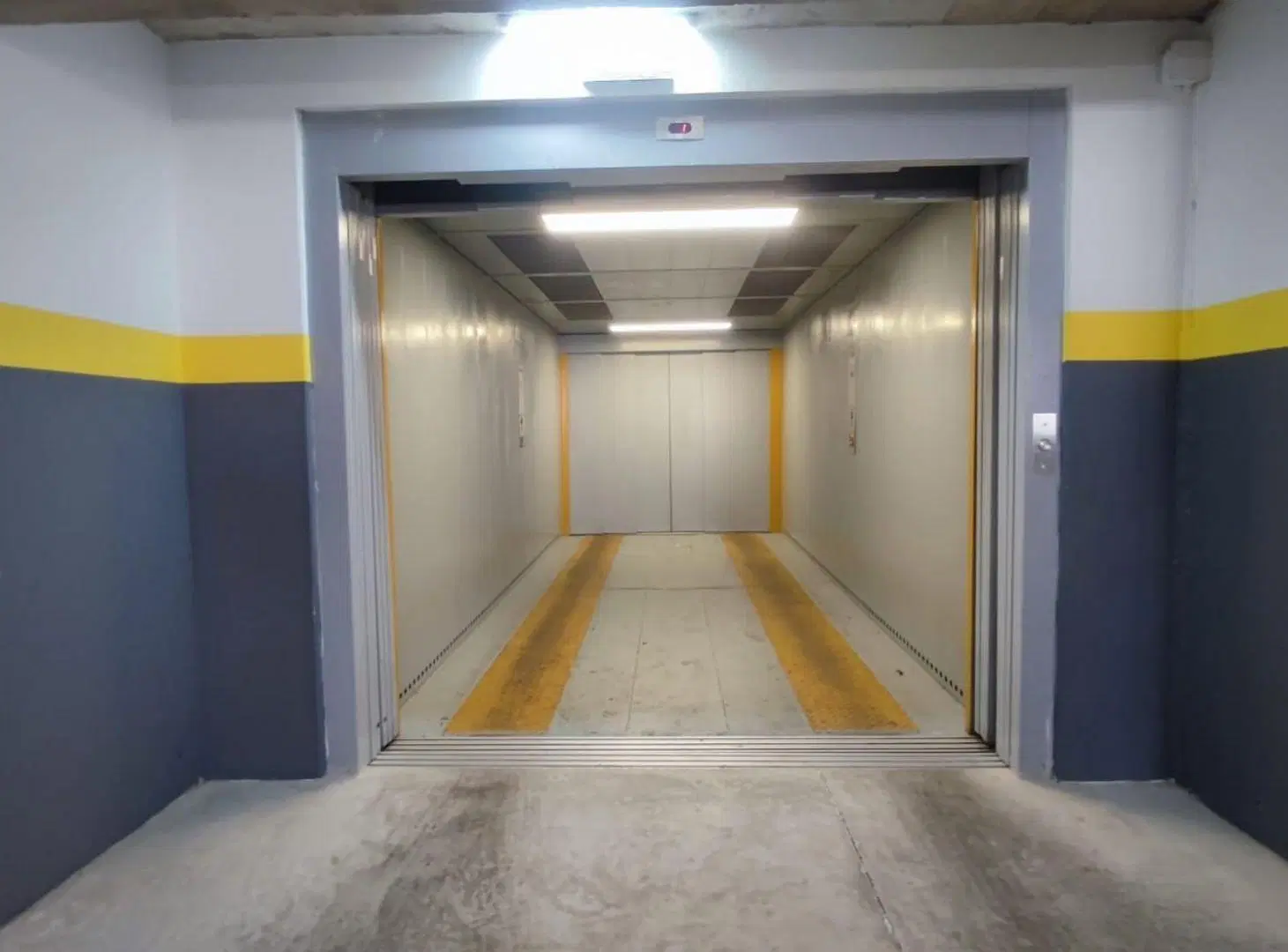 Venta de cochera a metros de la ORT, Pocitos. 2