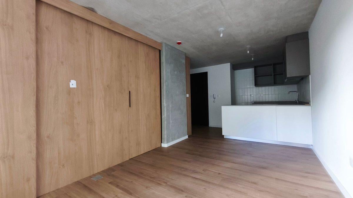 Venta apartamento 1 dormitorio con cochera, Centro