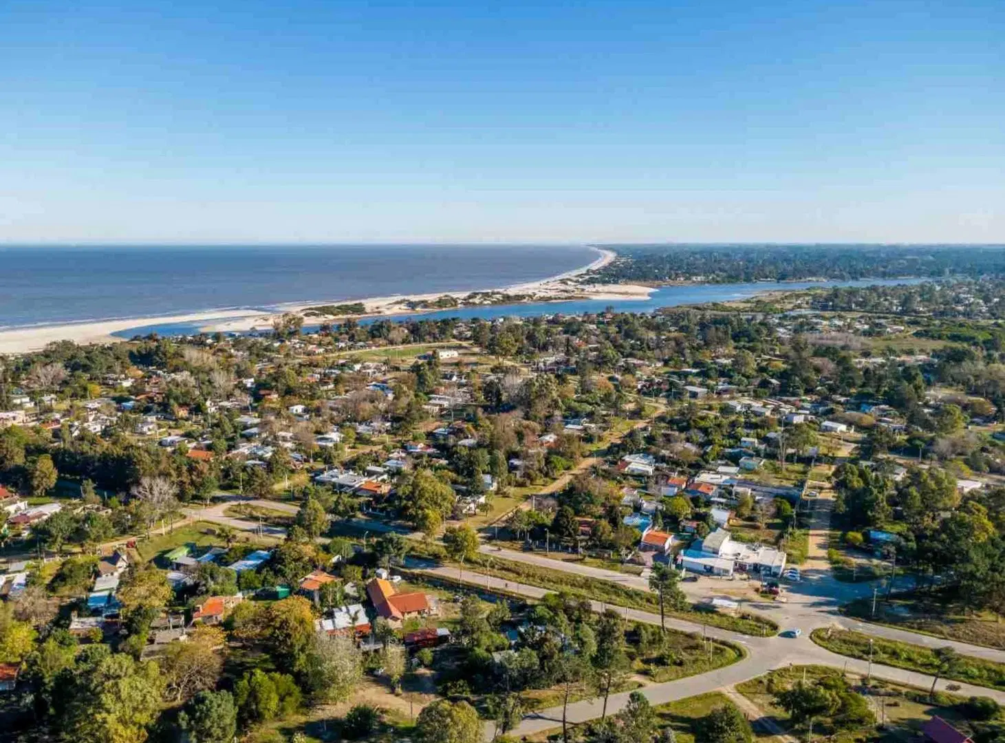 Venta de Terreno en Pinamar Sur de 684m² 5