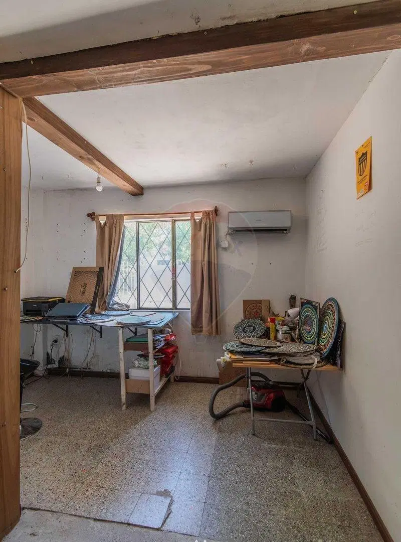 Venta casa 3 dormitorios cochera en Parque Batlle 5