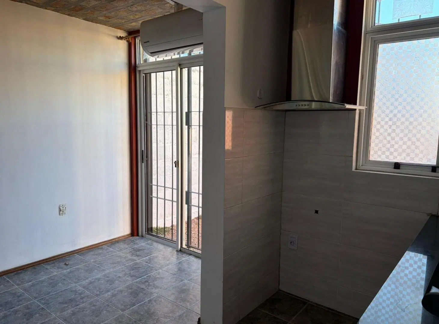 VENTA CASA DUPLEX 2 DORMITORIOS LEZICA 4