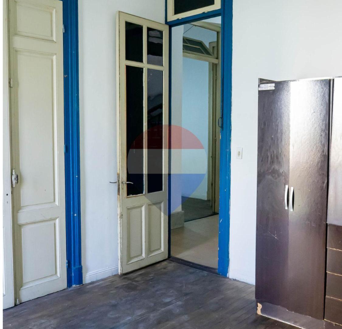 Foto de VENTA AMPLIO APTO 5 DORMITORIOS EN CENTRO, imagen 5